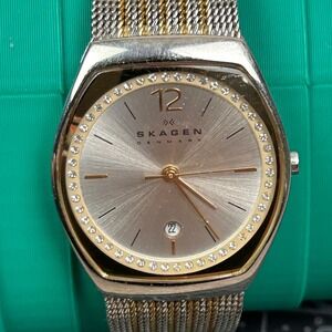 Skagen Denmark Ladies Stainless Steel Crystal Accent Watch SKW2248 Tested